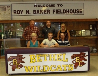 Bolivar's Jacob Dowty Signs with Bat Cats
